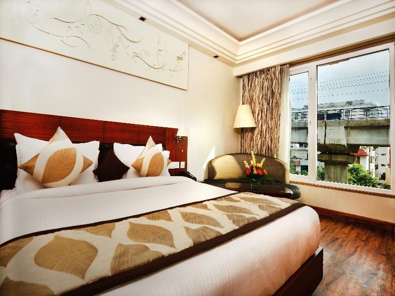 Hotel Regent Grand Нью-Дели Экстерьер фото