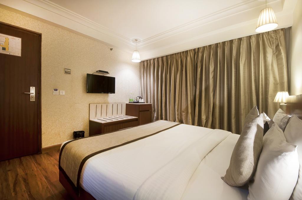 Hotel Regent Grand Нью-Дели Экстерьер фото