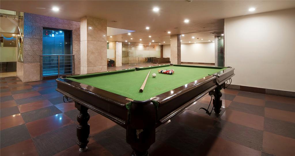 Hotel Regent Grand Нью-Дели Экстерьер фото